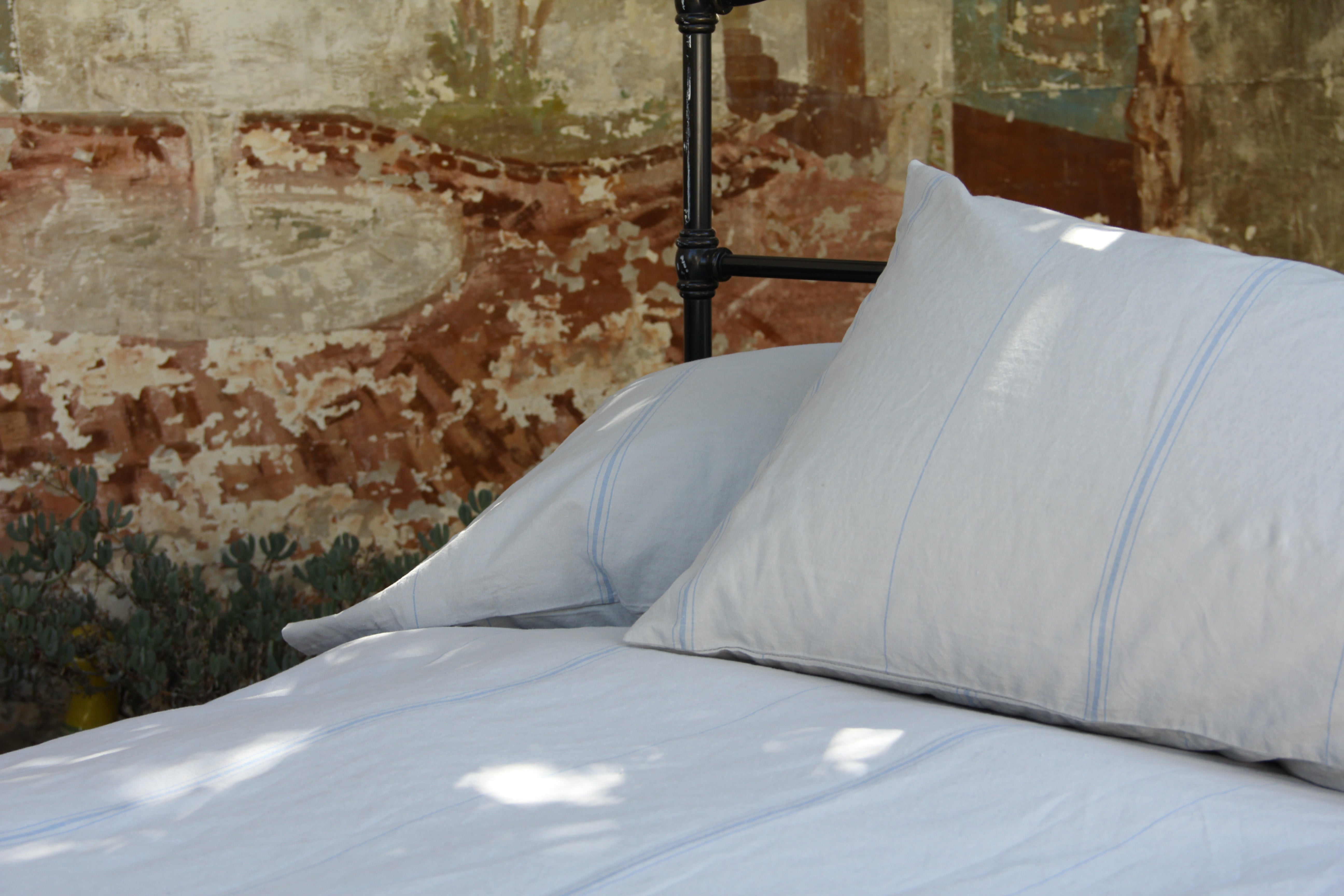 Blue Tellaro Linen Duvet Set