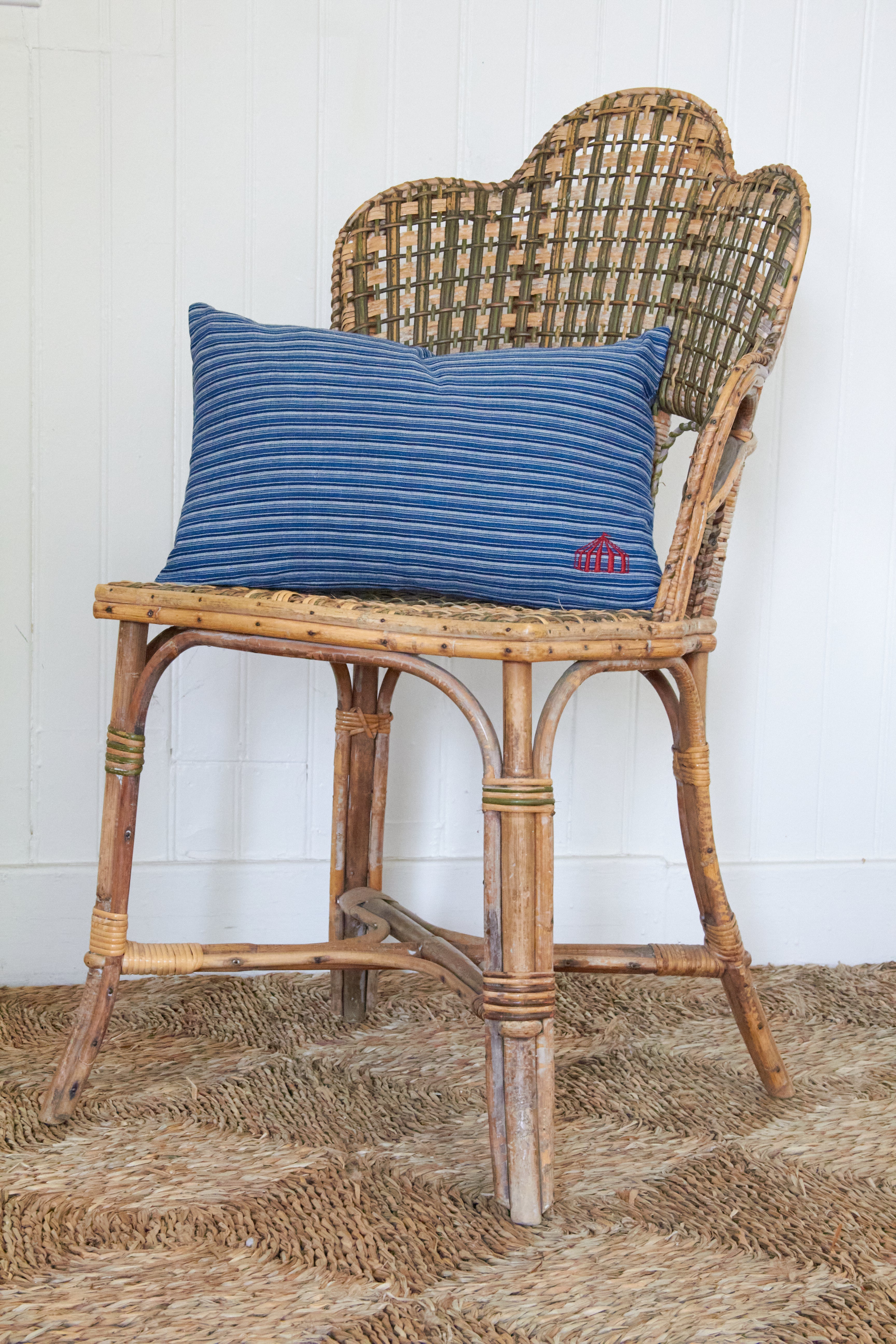 Seihakushima Cotton Indigo-Dyed Pillow